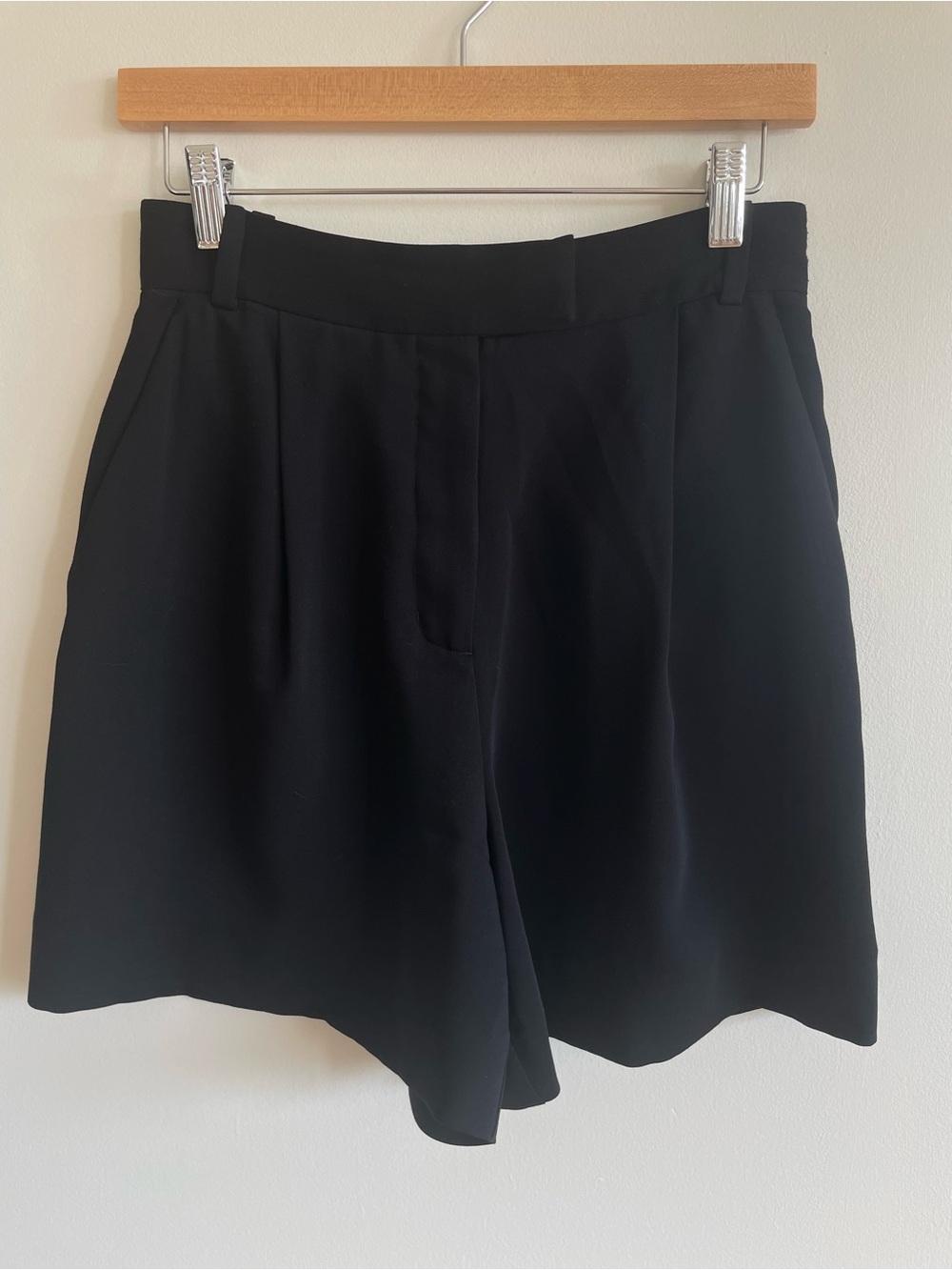 Babaton Black Tailored High-Waist Shorts